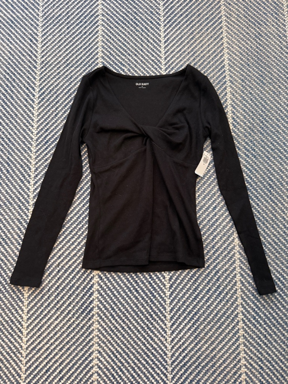 Old Navy Black Twist-Front Long-Sleeve Top